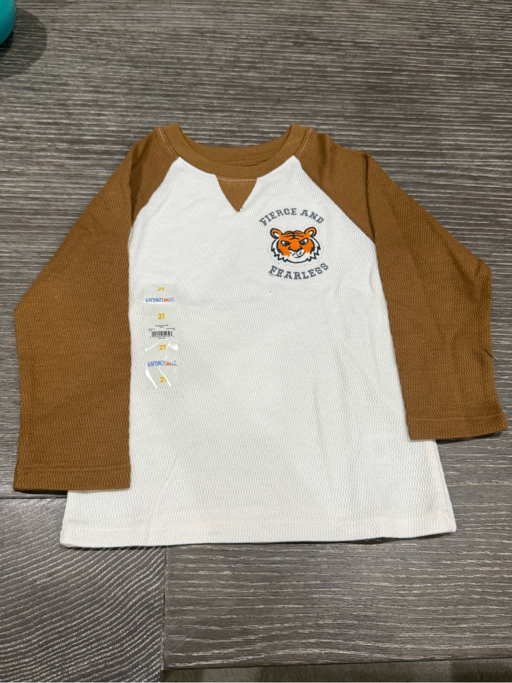 NWT Kids Size 2T Garanimals Long-Sleeve Raglan Top  Fierce and Fearless